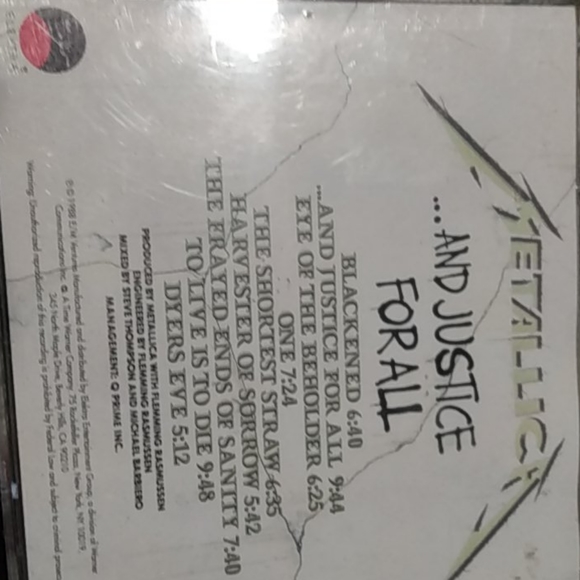 Metallica cds - Picture 2 of 8